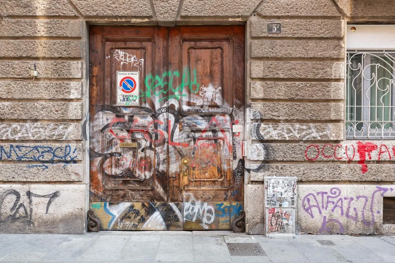 Happy Stay - Naviglio Grande Milan Italy